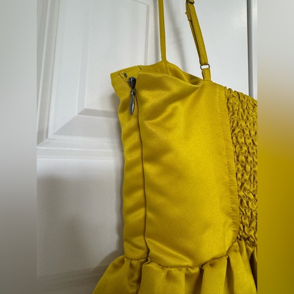 Future Collective Women's Sweetheart Bubble Satin Midi Dress Yellow XS NWT - Picture 9 of 12